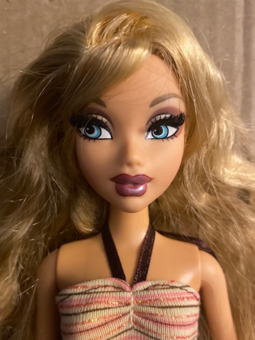 Y2K 2004 My Scene Barbie Masquerade Madness Doll Second Outfit